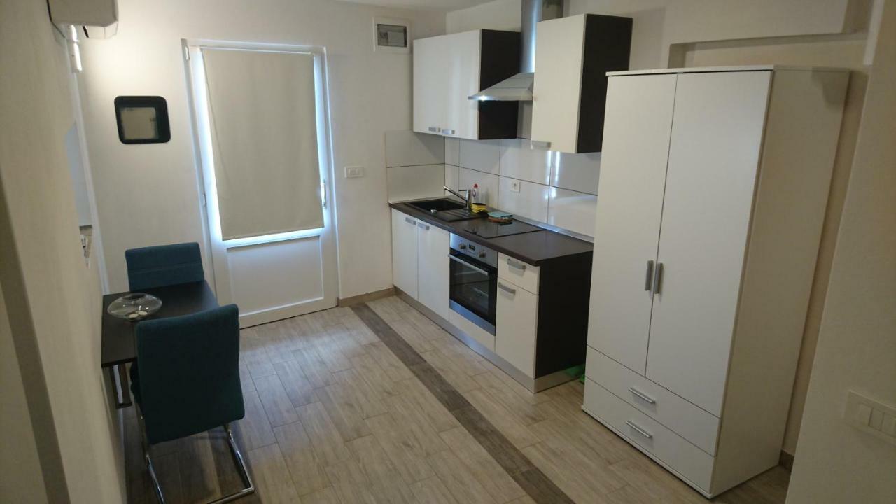 Pobegi Apartment Grosek מראה חיצוני תמונה