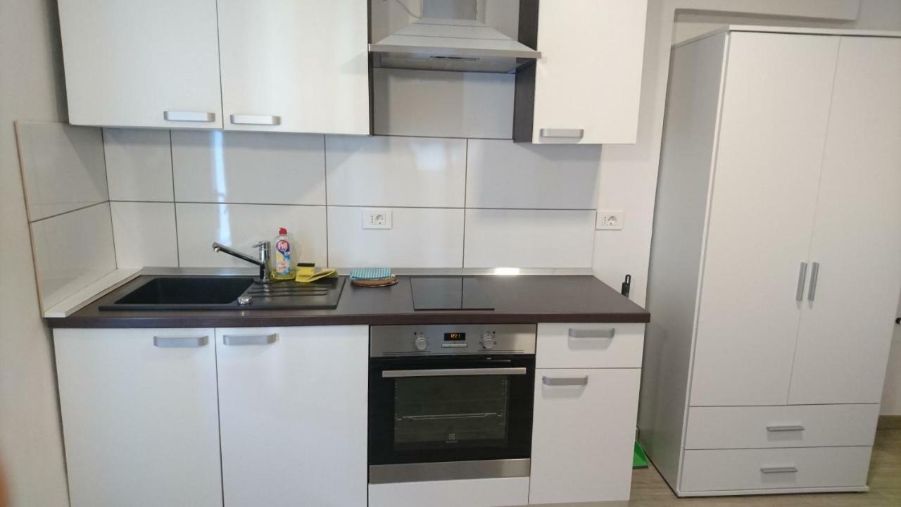 Pobegi Apartment Grosek מראה חיצוני תמונה