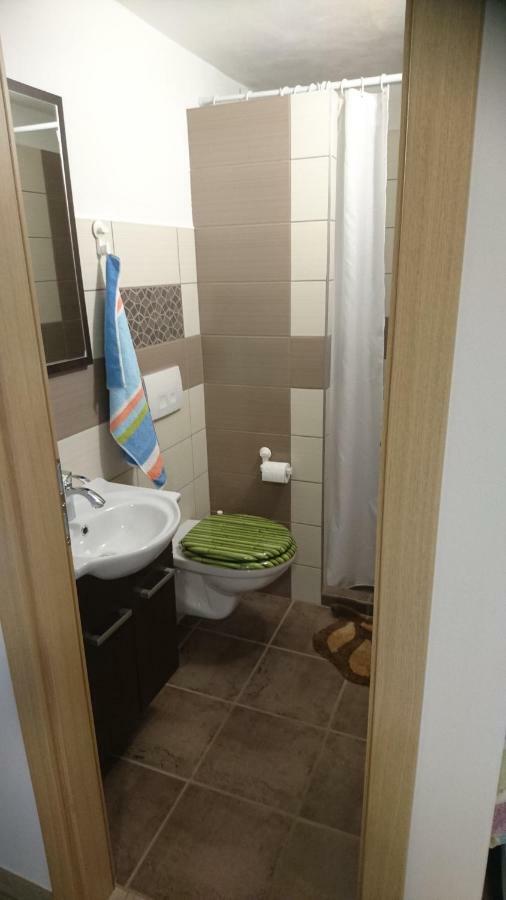 Pobegi Apartment Grosek מראה חיצוני תמונה